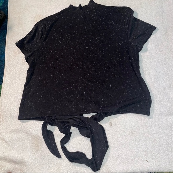 lululemon athletica Black Tie-Back Blouse - Picture 2 of 3